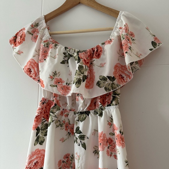 SHEIN off the shoulder dress - Picture 2 of 4